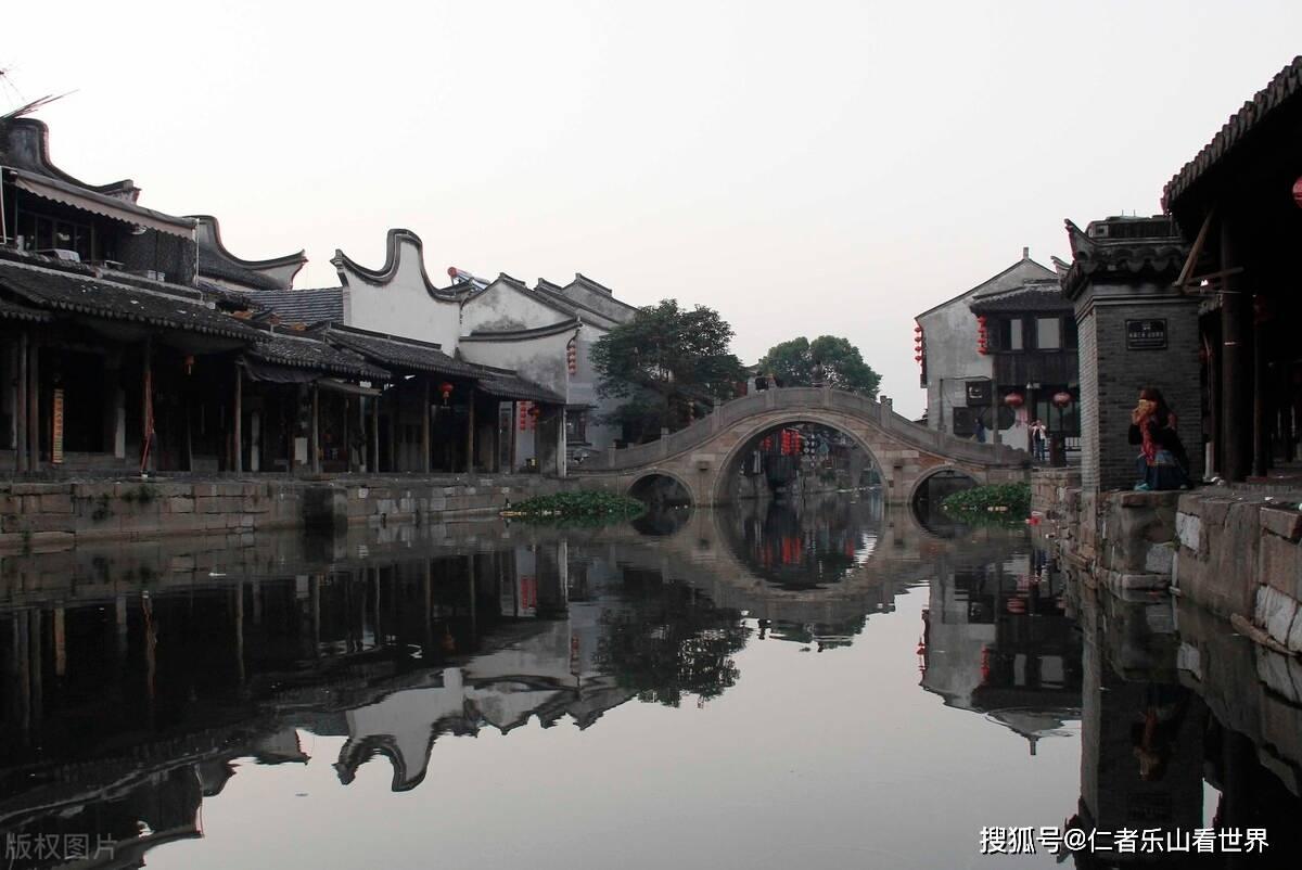为什么我总是感觉很压抑游戏画面